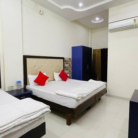 Hotel Namo Palace Kota  Ngoại thất bức ảnh