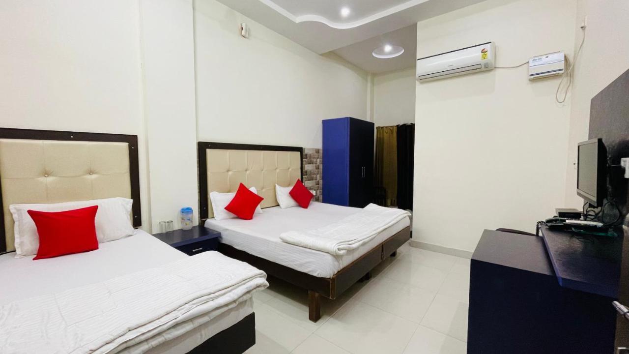 Hotel Namo Palace Kota  Ngoại thất bức ảnh