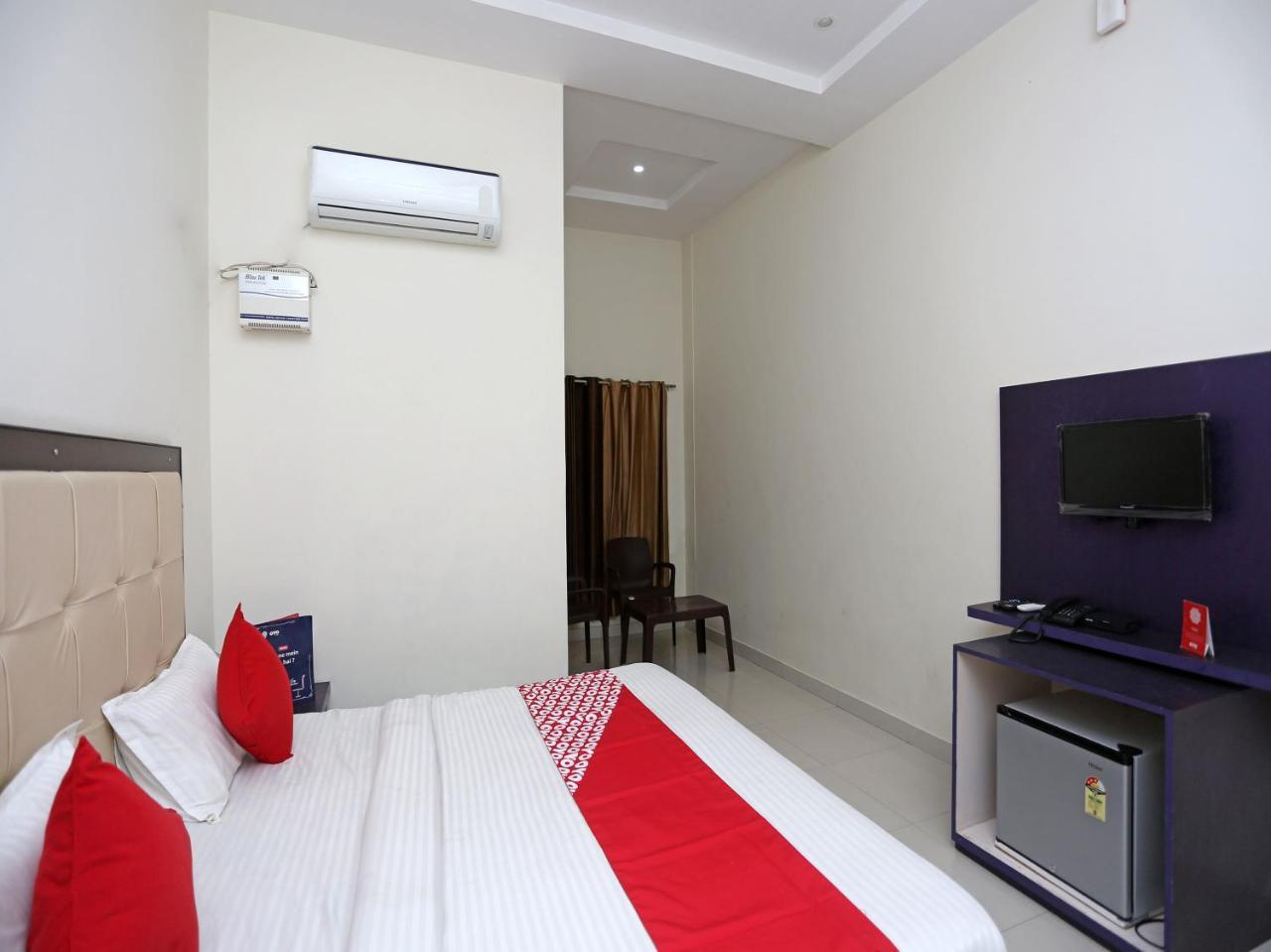 Hotel Namo Palace Kota  Ngoại thất bức ảnh